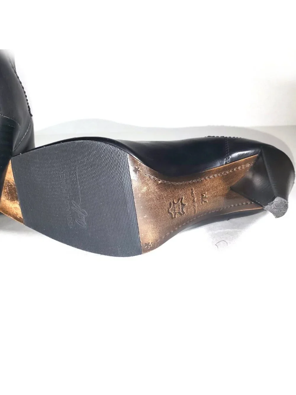 Donald J Pliner Black Leather Heeled Chelsea Ankle Booties (Size 7M)